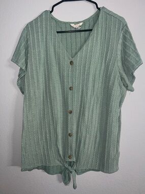 Weatherproof Sage Green Short-Sleeve Button-Front Tie-Hem Top